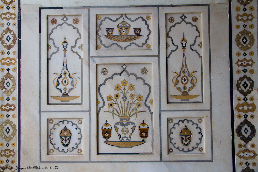 ITIMAD UD DAULAH