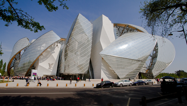 Espace LOUIS VUITTON à Neuilly sur Seine à l'intérieur du Jardin d'Acclimatation
