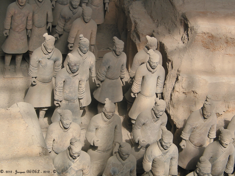 XI'AN  :  La grande fouille de l'armée d'argile