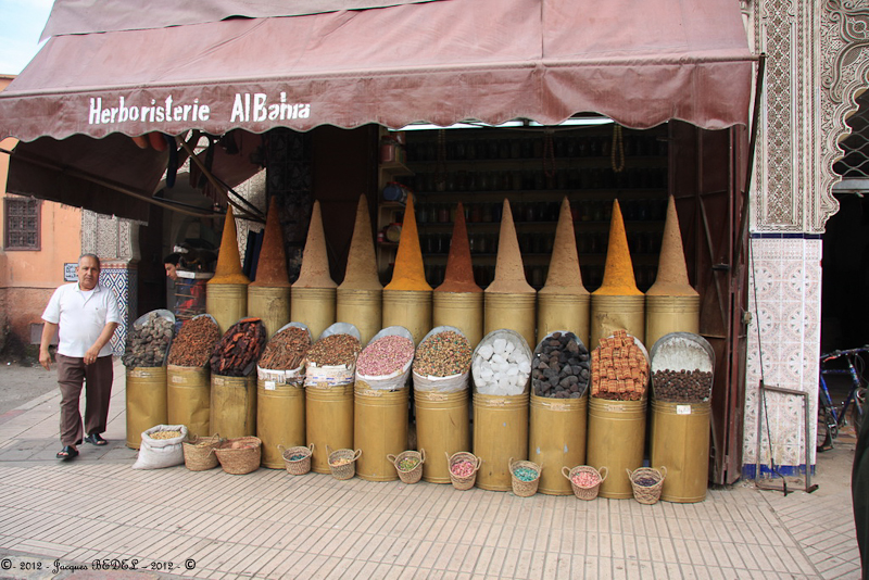 MARRAKECH  :  les SOUKS